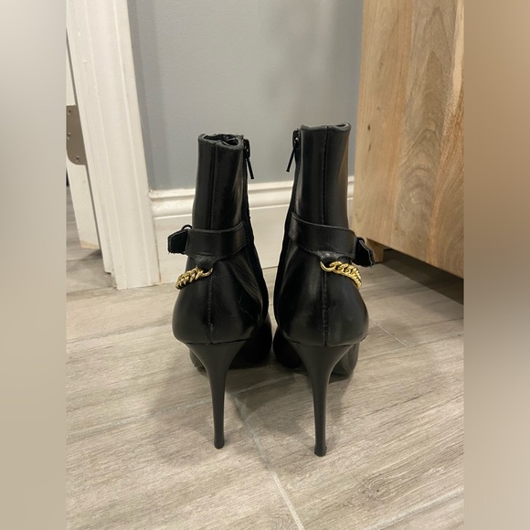 Ralph Lauren Women’s Black Leather Ankle Booties size 6.5 - Picture 6 of 10
